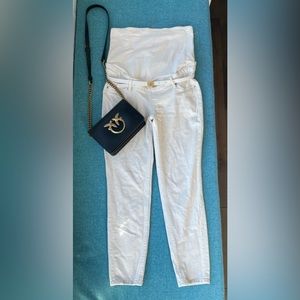MATERNITY WHITE JEANS IN SMALL ☀️